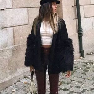 Zara || Faux Fur Sleeve Blazer
